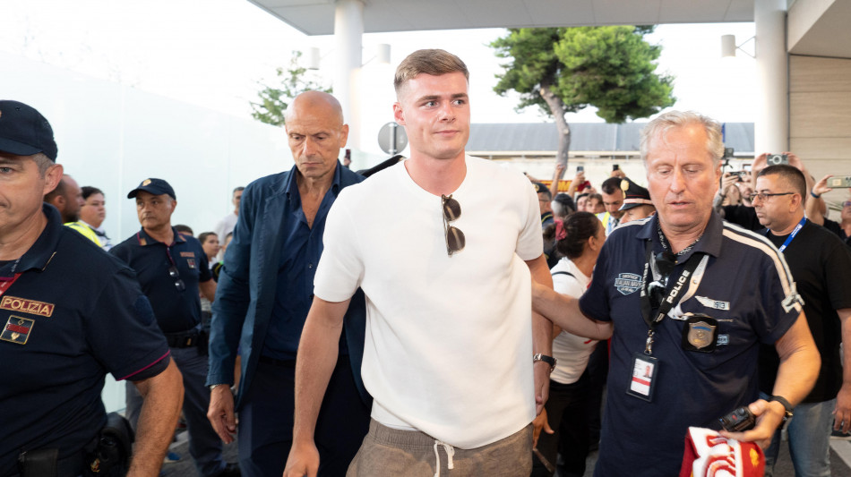 Calcio: ufficiale Ferguson alla Roma, indosserà maglia n.11