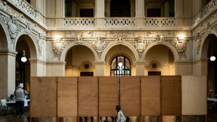 Parlamentswahl in Frankreich: Bis zum Mittag h&ouml;chste Wahlbeteiligung seit 1981