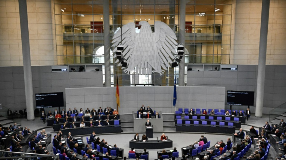 Bundestag: Abgeordneten-Di&auml;ten steigen um sechs Prozent auf 11.227 Euro im Monat