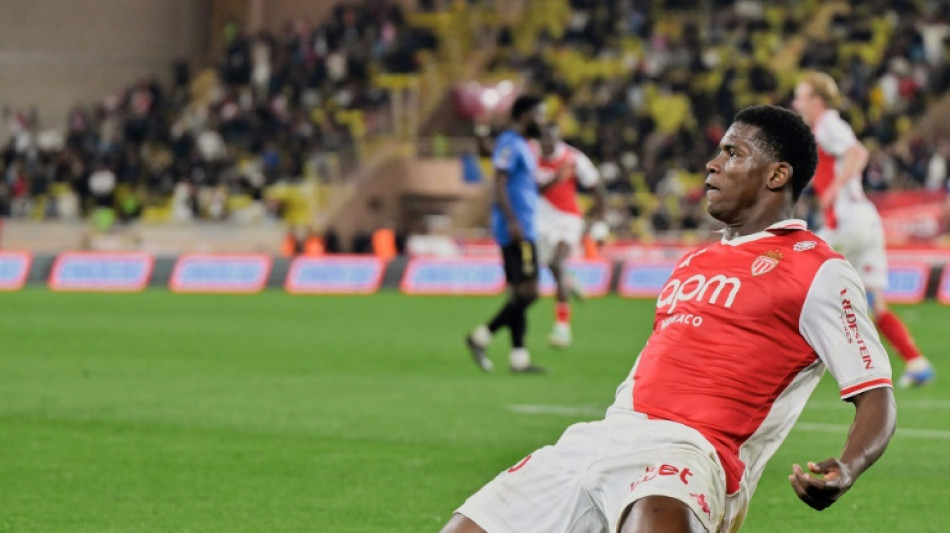 Ligue 1: vainqueur de Nice, Monaco retarde le sacre de Paris, impérial à Saint-Etienne