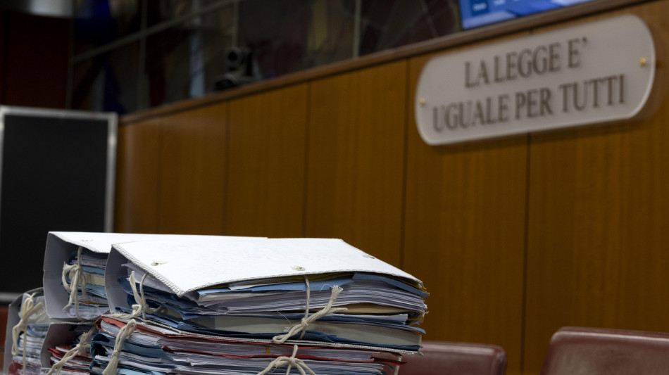 Indagine sui dossier,la competenza &egrave; della Procura di Roma