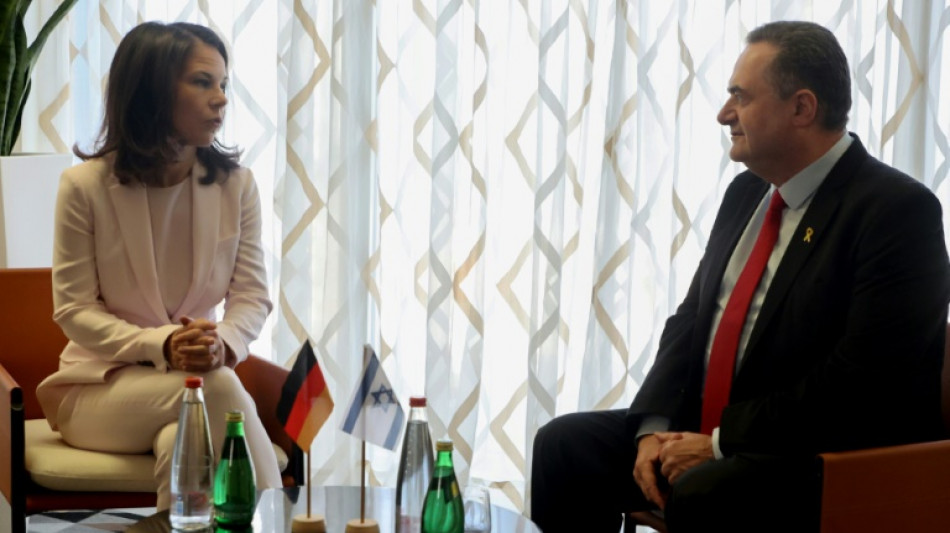 Baerbock: Rein milit&auml;rischer Druck gef&auml;hrdet Leben der Geiseln