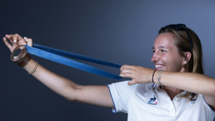 Tir à l'arc: Lisa Barbelin, l'arc et la fac