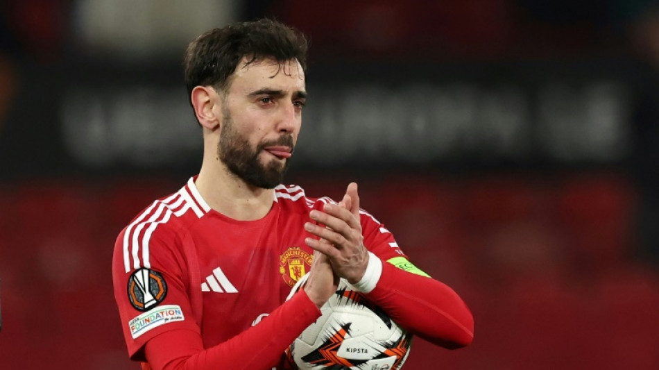 United goleia Real Sociedad (4-1) e vai &agrave;s quartas da Liga Europa
