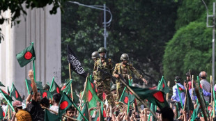 Bangladesch: Armee k&uuml;ndigt &Uuml;bergangsregierung nach Flucht der Regierungschefin an