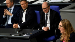 Dr&ouml;ge kritisiert Verhalten von Scholz in Neuwahl-Debatte