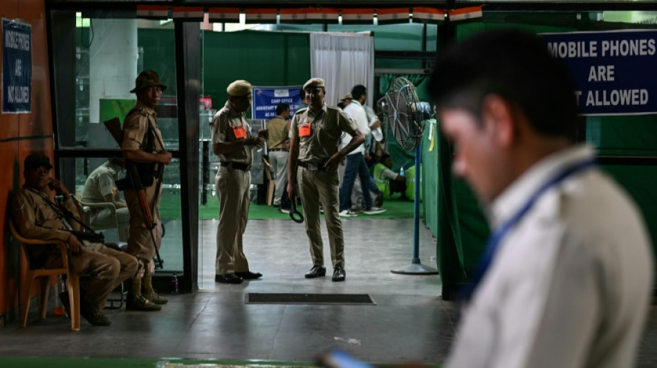 Inde: la Commission &eacute;lectorale d&eacute;bute le d&eacute;compte, Modi assur&eacute; d'une victoire