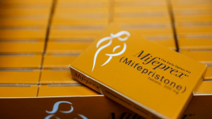 Suprema Corte dos EUA restabelece temporariamente acesso &agrave; p&iacute;lula abortiva por correio