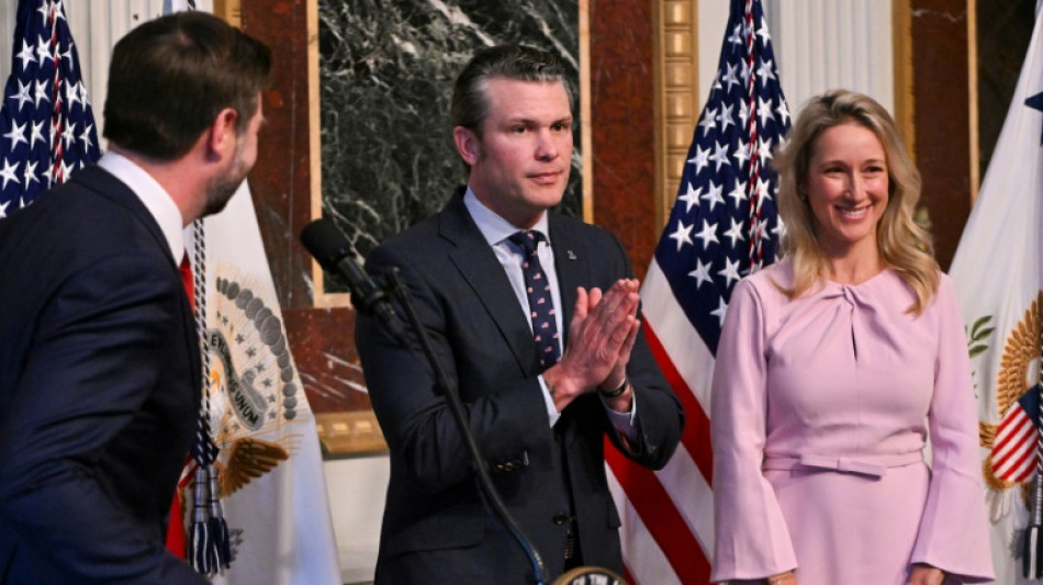 El Senado de EEUU confirma por un estrecho margen a Hegseth como jefe del Pent&aacute;gono