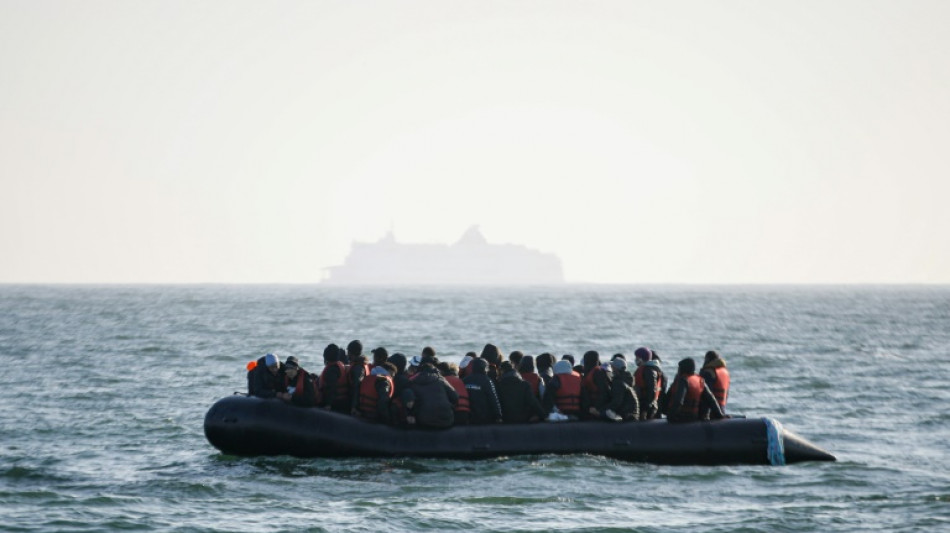 Britische Regierung strebt deutlich mehr R&uuml;ckf&uuml;hrungen von Migranten an