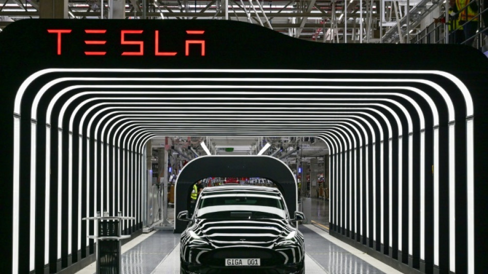 Tesla: Elon Musk licencie au moins 500 employ&eacute;s, selon un m&eacute;dia am&eacute;ricain 