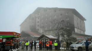 Une s&eacute;rie de n&eacute;gligences point&eacute;es du doigt en Turquie apr&egrave;s l'incendie d'un h&ocirc;tel d'altitude