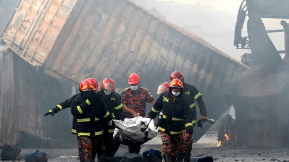 Dutzende Tote und hunderte Verletzte bei Gro&szlig;brand mit Explosion in Bangladesch