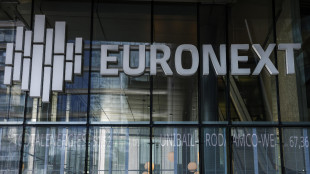 Borsa: Europa incerta in vista di Wall Street, Milano -0,02%