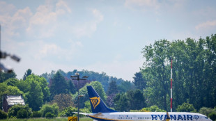 Una amenaza de bomba suspendi&oacute; por varias horas  las operaciones en un aeropuerto de B&eacute;lgica