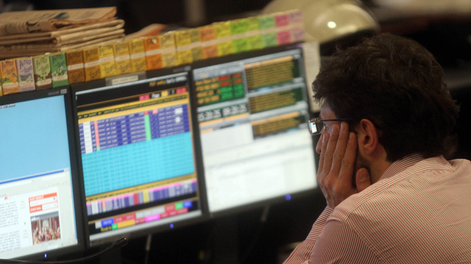 Borsa: Milano chiude positiva (+0,1%), corsa di Eni sul finale