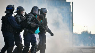 Frankreich: Zusammenst&ouml;&szlig;e mit Polizei bei Kundgebung gegen Rechts