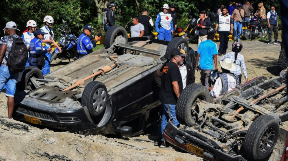 Atentado &agrave; bomba deixa 20 mortos na Col&ocirc;mbia a um m&ecirc;s das elei&ccedil;&otilde;es
