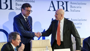 Manovra, vicino accordo con banche, evitato nuovo aumento Irap
