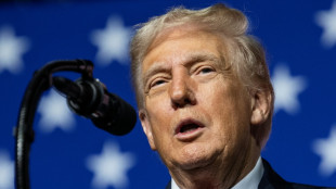 Trump dice que prepara recortes permanentes en el gobierno gracias al bloqueo presupuestario