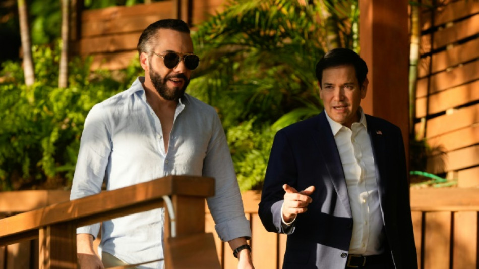 Bukele ofrece a EEUU c&aacute;rcel en El Salvador para migrantes y estadounidenses "criminales"