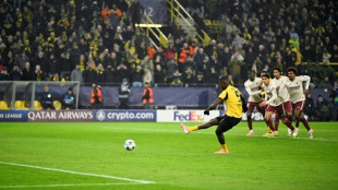 Borussia Dortmund goleia Villarreal (4-0) e assume quarto lugar na Champions