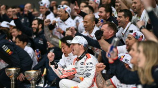 F1: "Max contre McLaren", duel dans le désert à Bahreïn