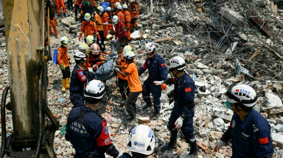 Mann in Myanmar fünf Tage nach Erdbeben lebend aus Trümmern geborgen