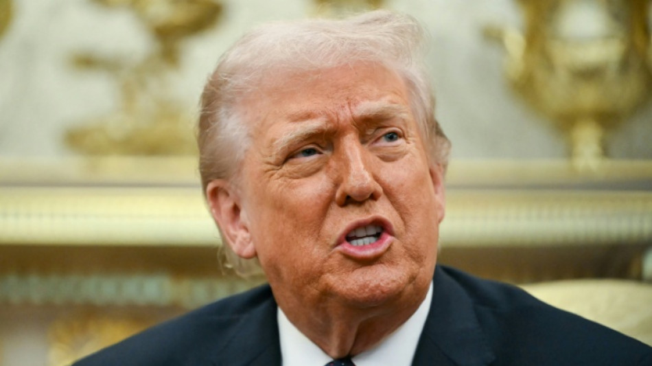 Trump menace de "cesser tout commerce" avec l'Espagne, "tr&egrave;s peu coop&eacute;rative"