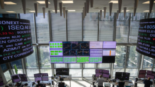 Borsa: Europa avanti piano, New York chiusa, Milano +0,2%