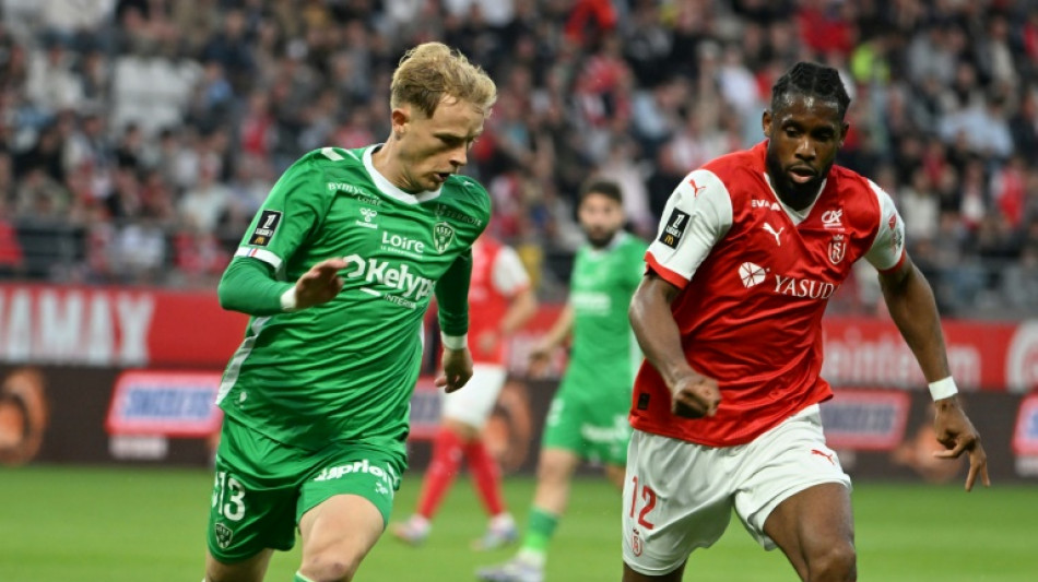 L1: Saint-Étienne reste en vie en gagnant à Reims
