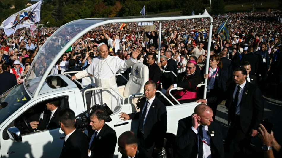 A Lourdes, L&eacute;on XIV "&agrave; l'&eacute;coute" de victimes de violences sexuelles