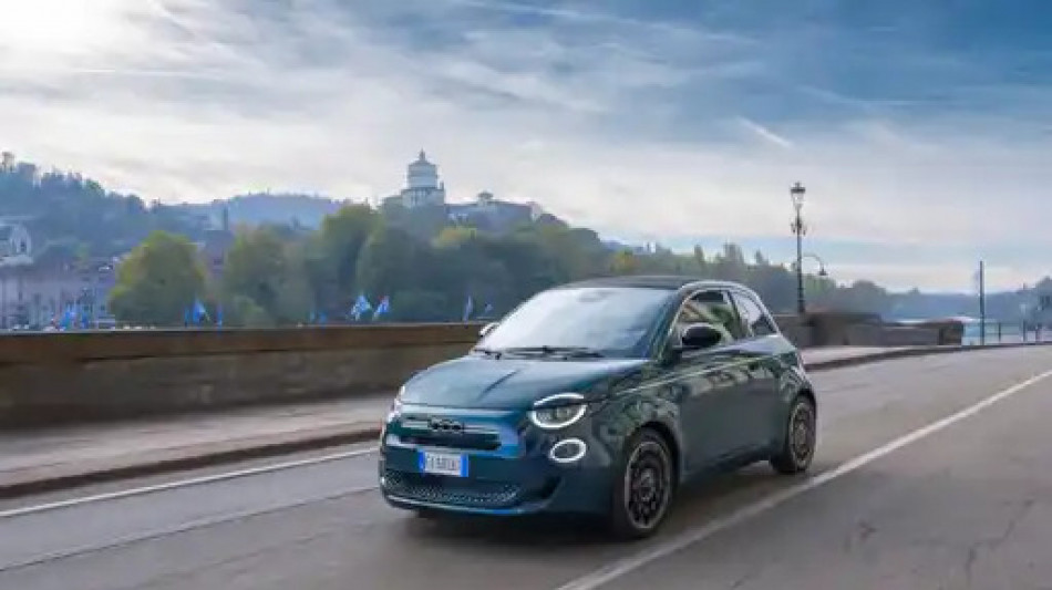 Ecco la 500 ibrida, a Mirafiori 100.000 auto in pi&ugrave; all'anno