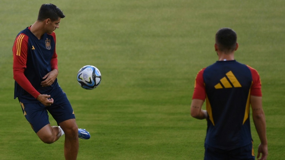 Espa&ntilde;a busca una revancha ante Escocia que le acerque a la Eurocopa