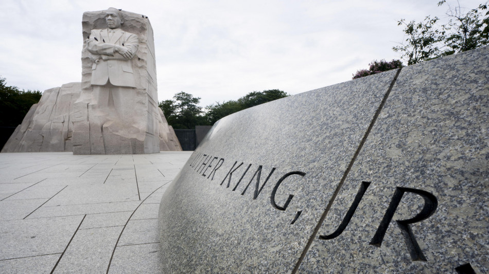 La Casa Bianca celebra Martin Luther King a fine giornata