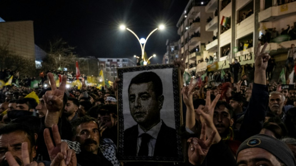 T&uuml;rkisches Gericht verurteilt pro-kurdischen Politiker Demirtas zu 42 Jahren Haft