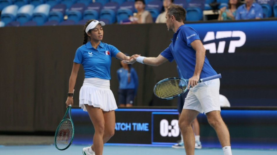 Tennis: la France battue d'entr&eacute;e par la Suisse en United Cup