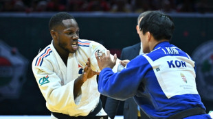 Mondiaux de judo: un an après le triomphe olympique, les Bleus loin du compte par équipes