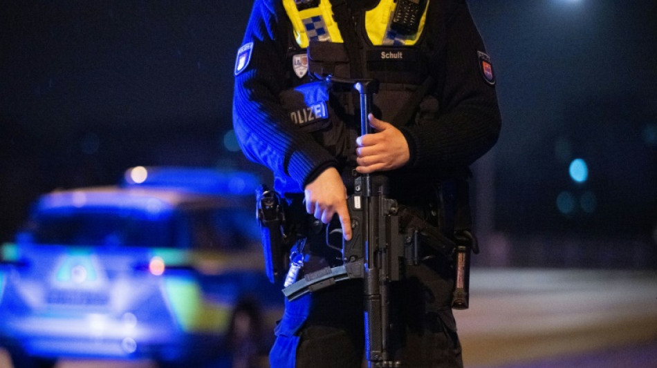 Kugelbomben an Silvester: Polizei durchsucht Wohnungen von acht Männern in Berlin