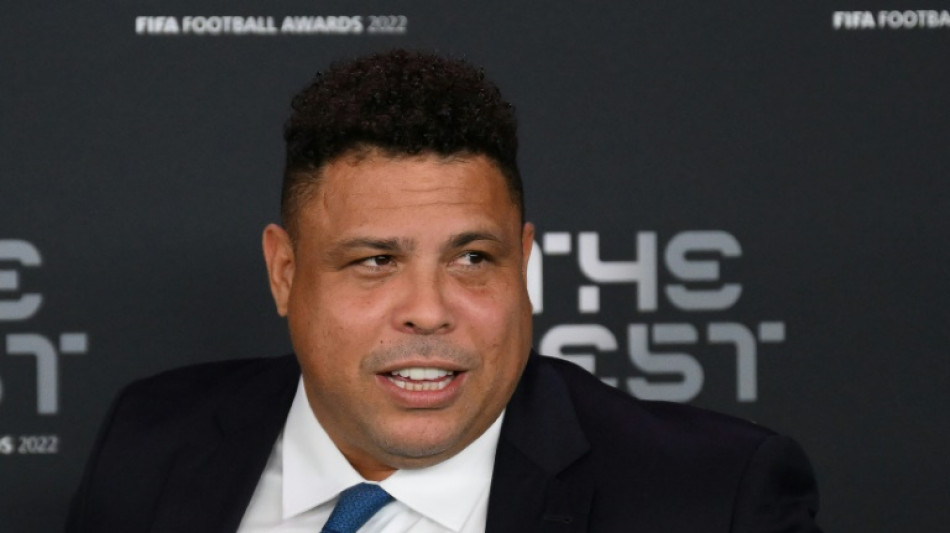 Ronaldo desiste de candidatura &agrave; presid&ecirc;ncia da CBF