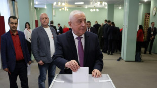 Russische Kommunisten nominieren Politveteran Charitonow f&uuml;r Pr&auml;sidentenwahl