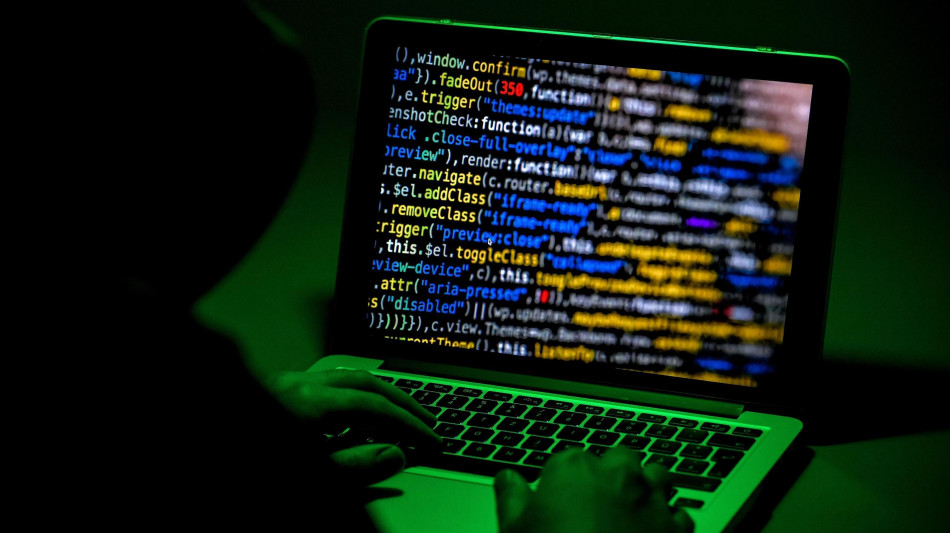 Pirateria audiovisiva, con frodi digitali sottratti in media 1.200 euro pro capite