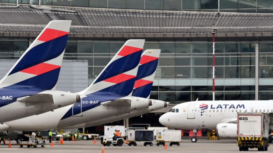 El aeropuerto de Bogot&aacute; interrumpe brevemente sus operaciones por un dron