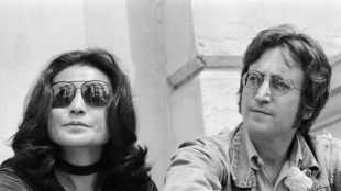 Beatles-Witwe Yoko Ono l&auml;sst Verkauf von "John-Lemon-Bier" stoppen