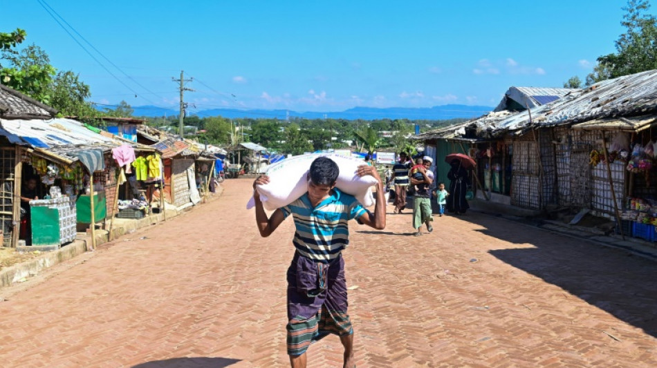 Au Bangladesh, la faim et l'ins&eacute;curit&eacute; comme lot quotidien des Rohingyas
