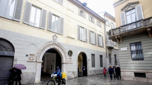 Ricavi Mediobanca a 867 milioni, su utile pesa costo ops