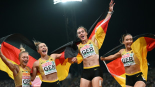 L&uuml;ckenkemper und Co. holen Staffel-Gold