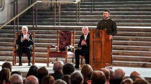 A Londres avant Paris et Bruxelles, Zelensky exhorte ses alli&eacute;s &agrave; livrer des avions