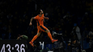 Inter thump Napoli to make Serie A title statement