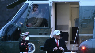 Um ano ap&oacute;s seu retorno &agrave; Casa Branca, Trump rompe a ordem global